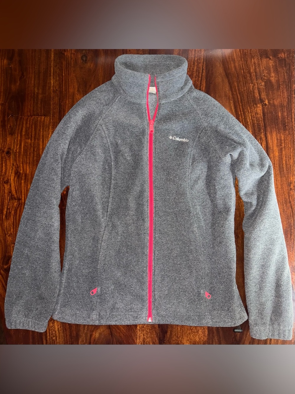Womenโs Columbia Grey Full-Zip Fleece Jacket with Pink Trim